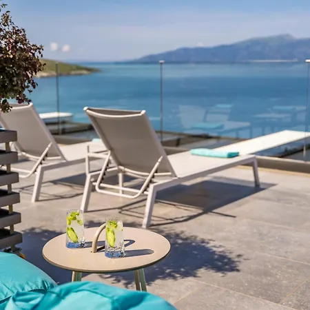 Glow Boutique & Hotel Sarandë