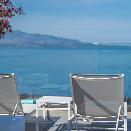 Glow Boutique & Hotel Sarandë