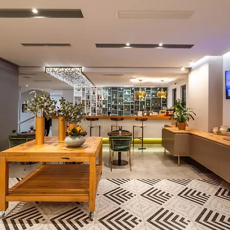 Glow Boutique & Отель